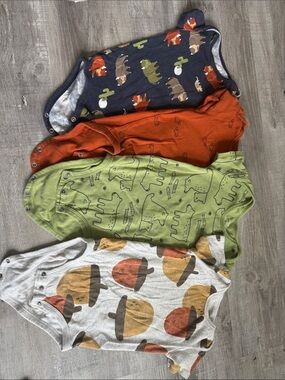 Toddler 4-Pack Short-Sleeve printed Bodysuits 18-24m buffalo bears and acorns